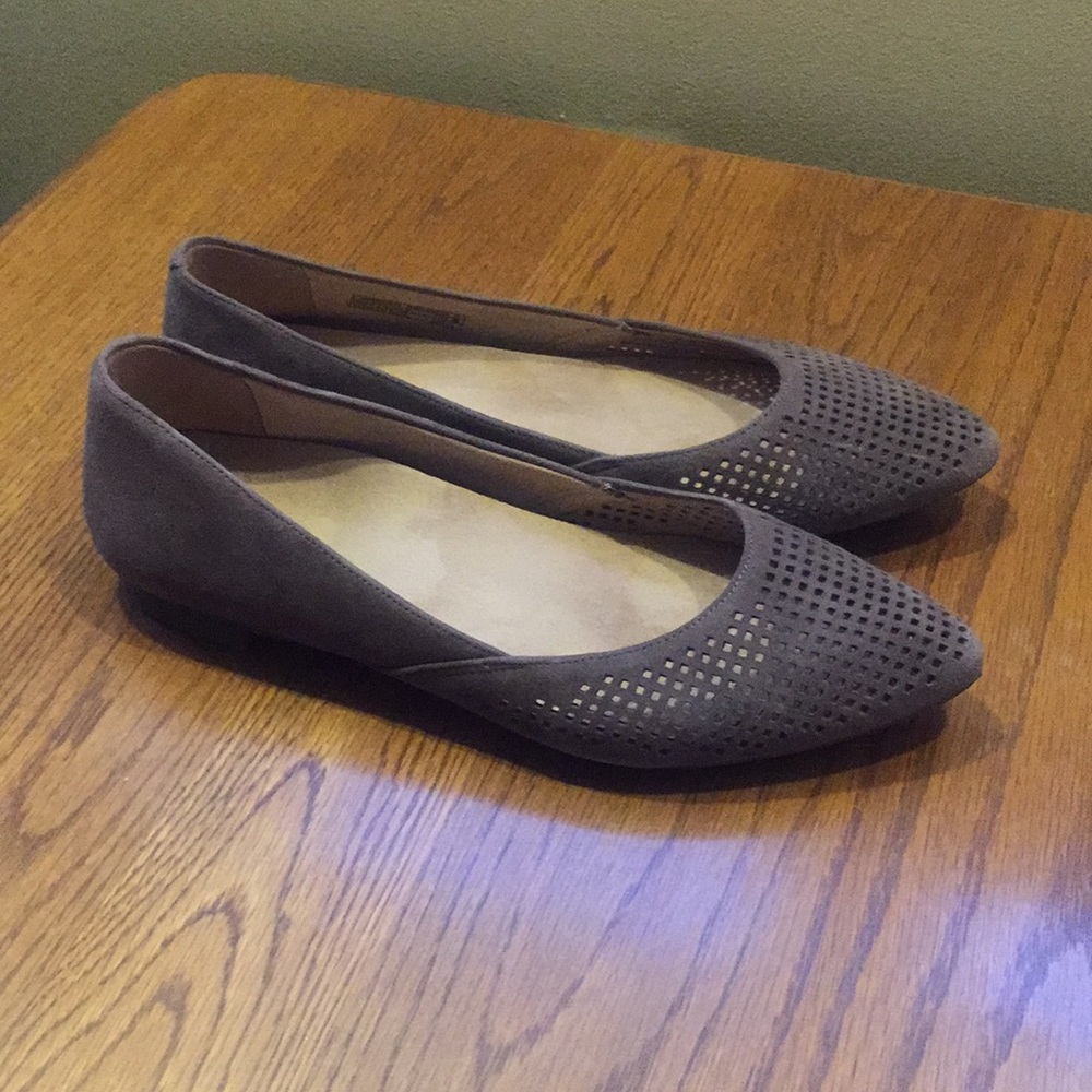 Vionic Flats